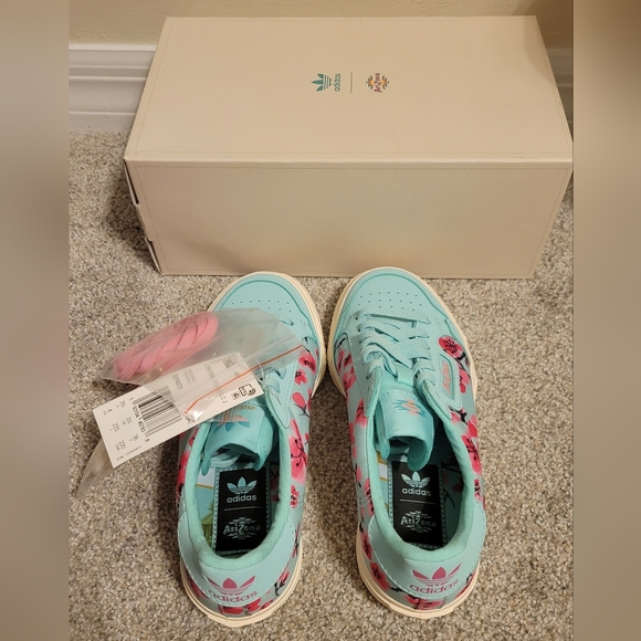 New In Box Adidas Arizona Green Tea Continental Vulcan sneakers NIB W5.5/Y4 - Picture 3 of 6